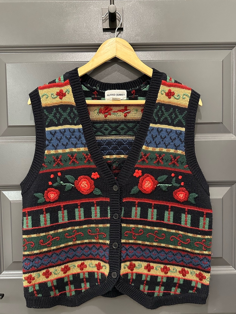 Vintage Black Knit Vest with Red Floral Embroidery